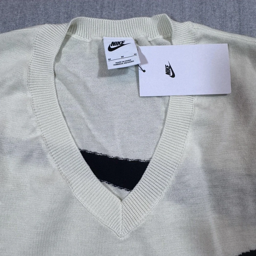 Nike Sweater Vest Mens Medium Cream Black‎ Swoosh SPTCAS FD2873-113 New Tag
